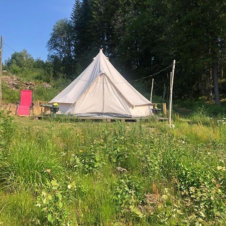 Glampingtaelt Hotel Torsby Bagian luar foto