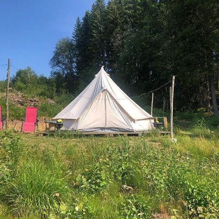 Glampingtaelt Hotel Torsby Bagian luar foto