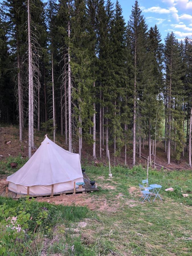 Glampingtaelt Hotel Torsby Bagian luar foto