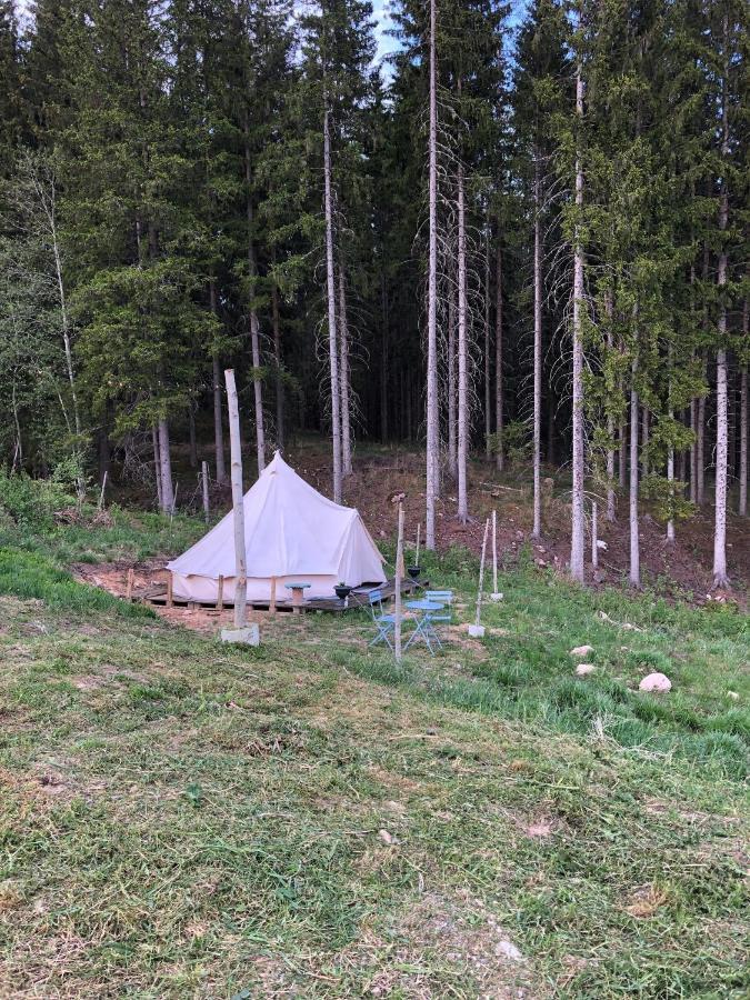 Glampingtaelt Hotel Torsby Bagian luar foto